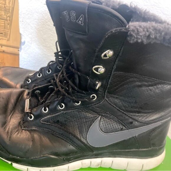 Team USA staff Nike Black and Gray Rain & Snow Boots with Fuzzy Lining - Picture 1 of 12